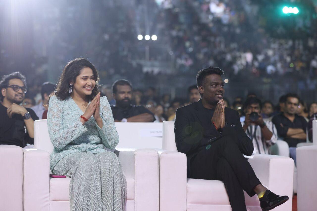 Atlee and his wife Priya were also at the event. He's the director of the film. Recalling meeting Atlee and discussing the film, Shah Rukh said, 
